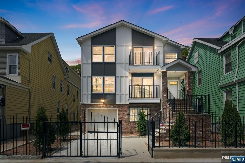 Other 6BR 5BA - 271-273 Schley Street, Newark, NJ