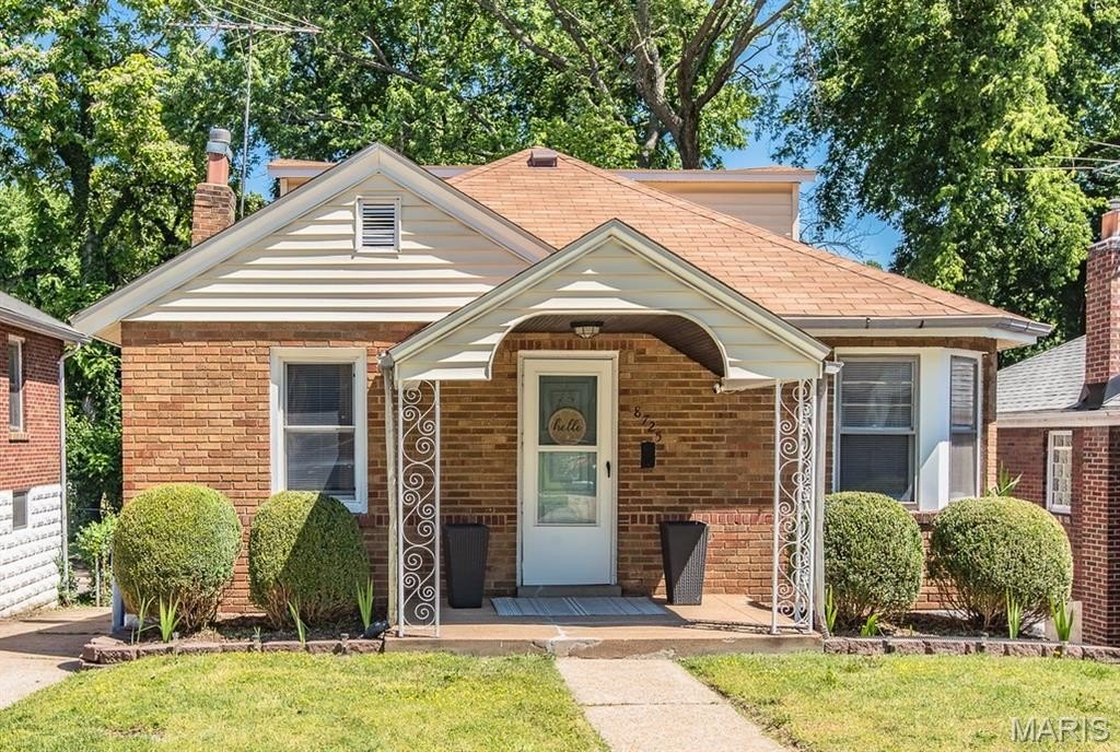 Single Family 3BR 1BA - 8725 Susan Avenue, St John, MO