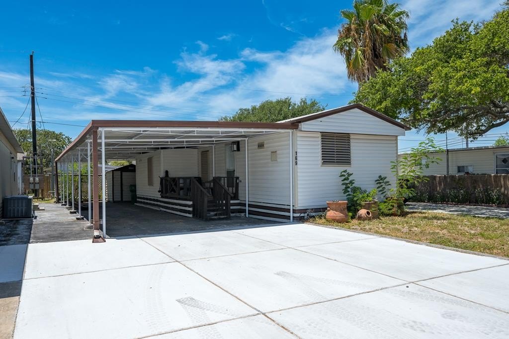 Manufactured Housing 2BR 2BA - 169 Stone St, Aransas Pass, TX