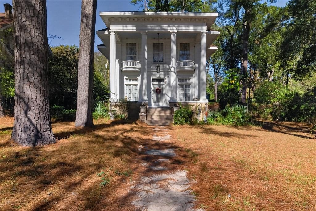 Single Family 4BR 2BA - 704 Wilkinson Street, Shreveport, LA