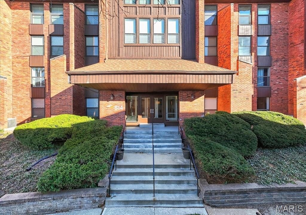 Condo 2BR 2BA - 514 Coeur De Royale Drive, Creve Coeur, MO