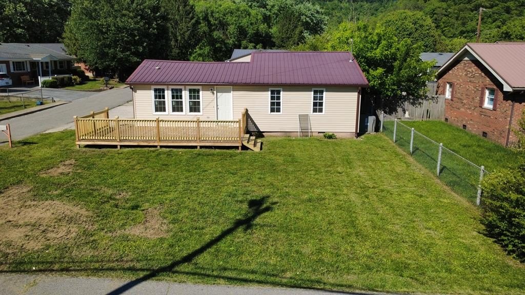 Single Family 3BR 2BA - 118 Wells Drive, Prestonsburg, KY