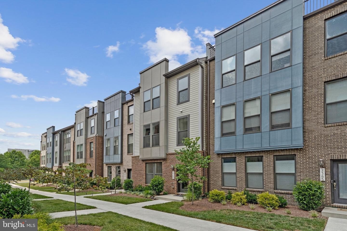 Single Family 4BR 4BA - 2383 LIBERTY LOOP, HERNDON, VA