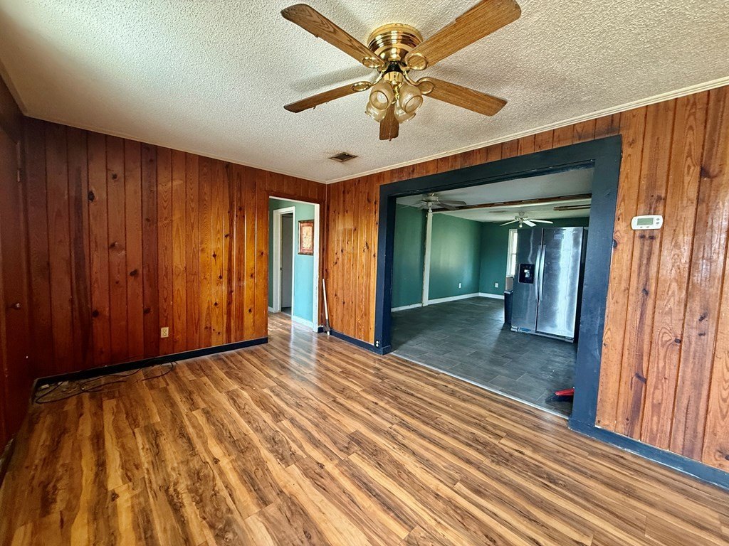 Single Family 3BR 2BA - 111 Forest Street, Geneva, AL