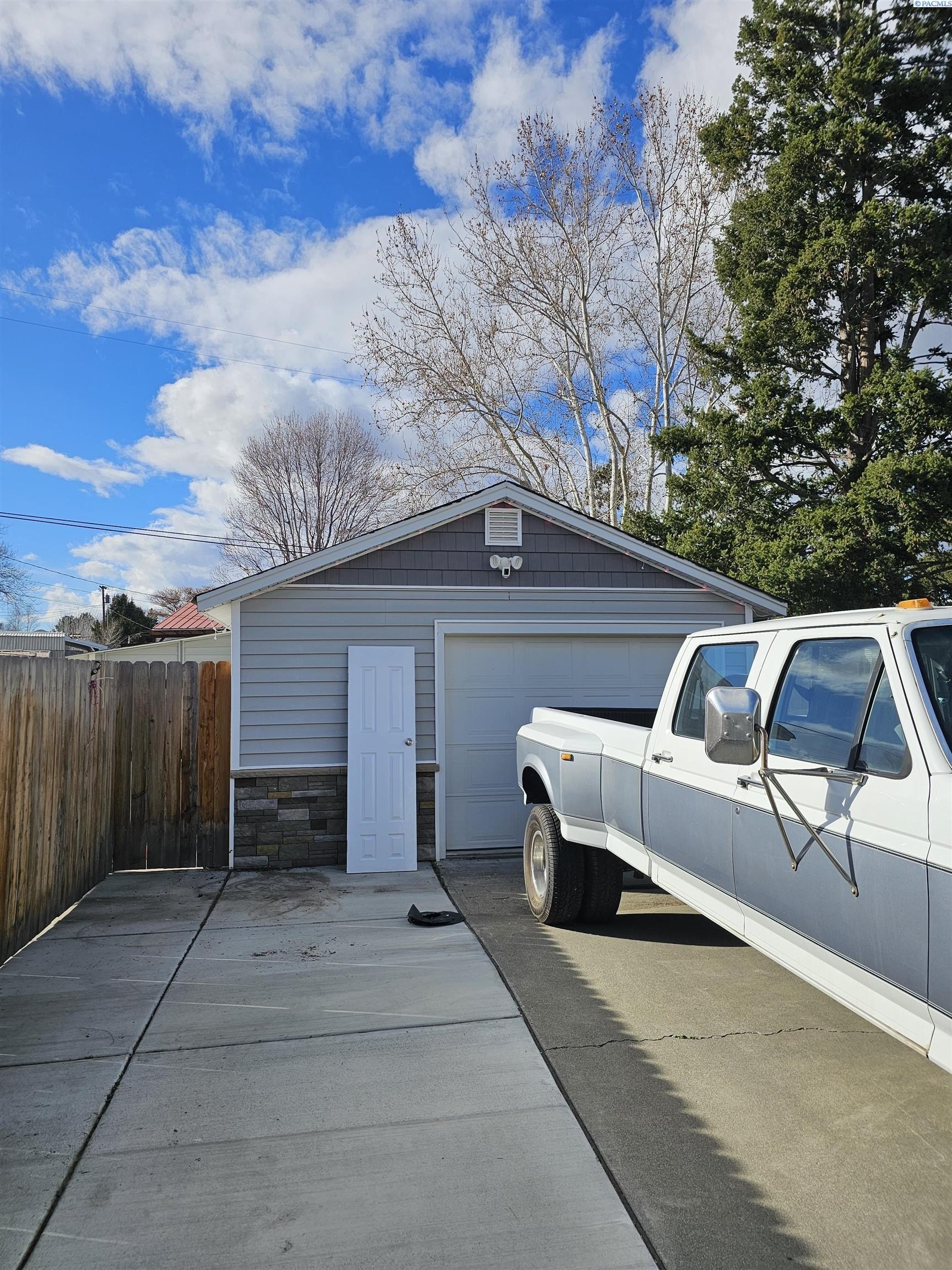 Other 4BR 2BA - 1262 N Perry loop, Kennewick, WA
