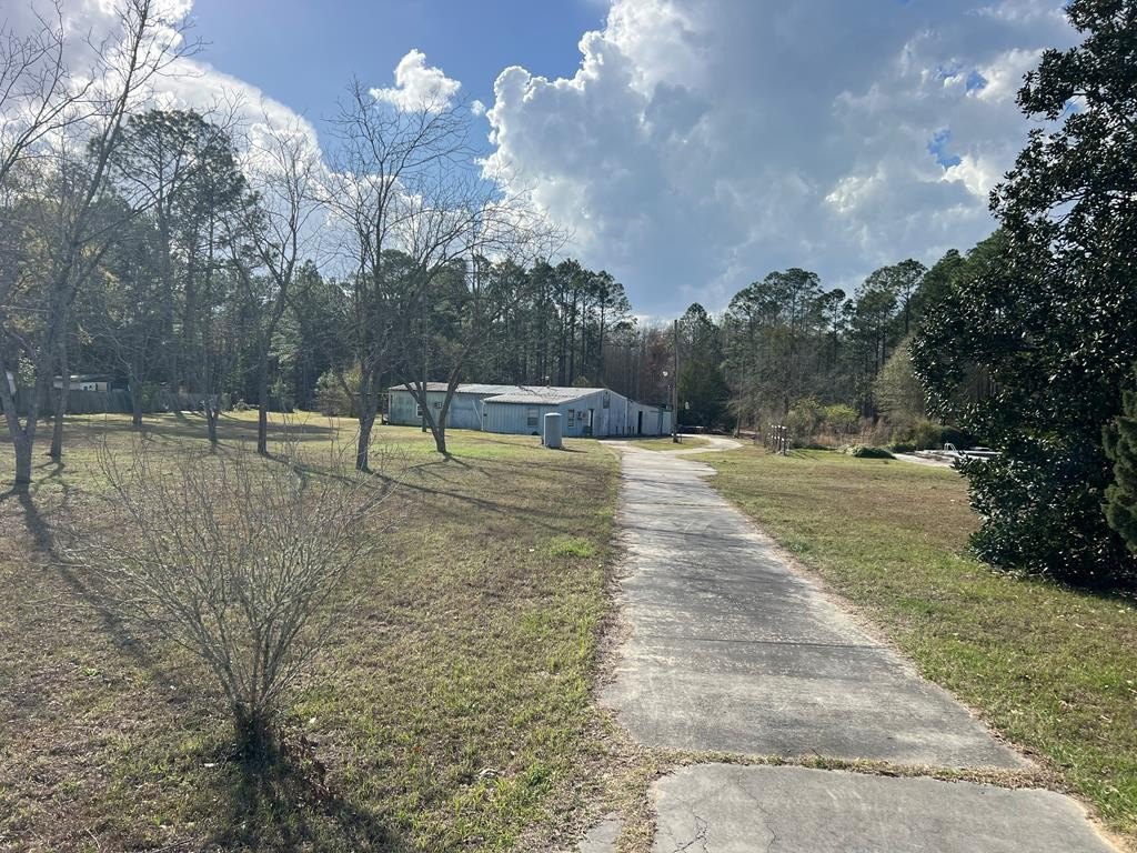 Single Family - 123 Westover Drive, Adel, GA
