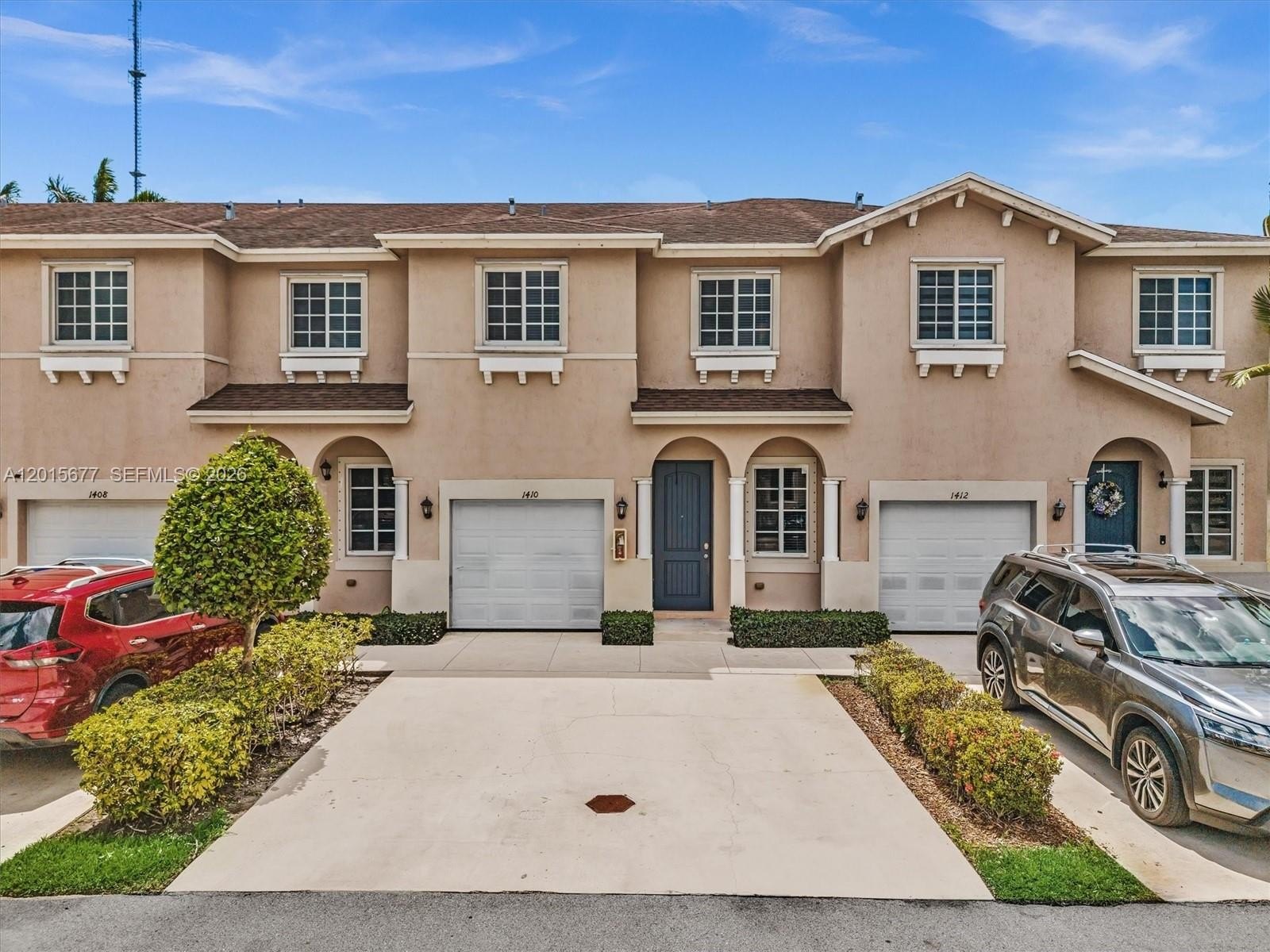 Single Family 3BR 3BA - 1410 NW 214th Ter, Miami Gardens, FL
