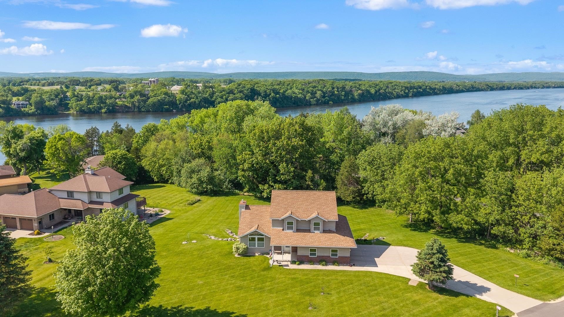 Other 5BR 4BA - W14222 Selwood Drive, Prairie Du Sac, WI