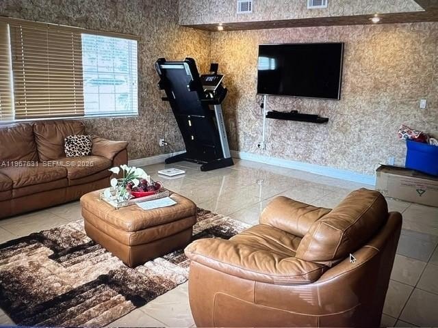 Single Family 2BR 1BA - 735 NE 152nd St, Miami, FL