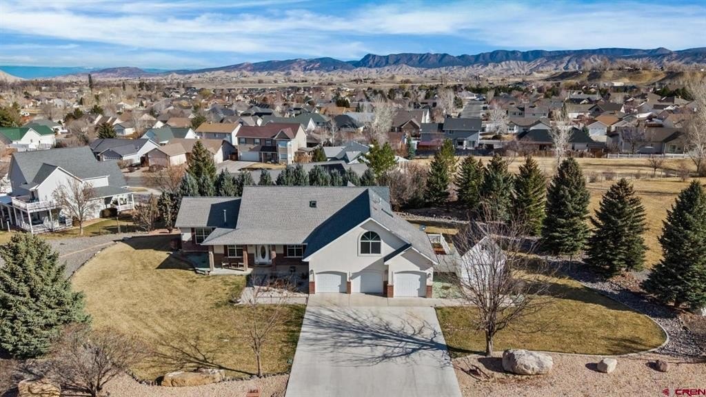 Single Family 4BR 4BA - 3396 Valley Way, Montrose, CO