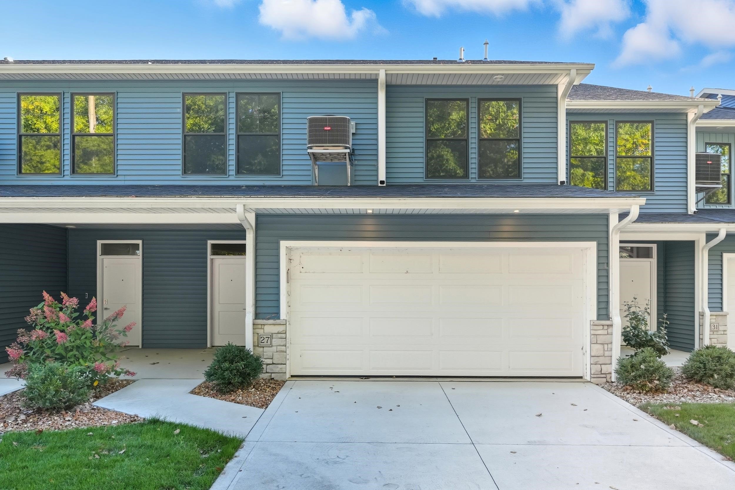 27 Lane 345 Crooked Lk  