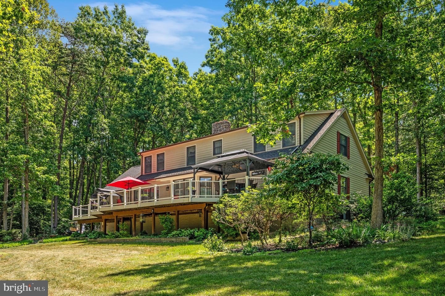 Single Family 3BR 4BA - 11105 WADDELL RD, BUMPASS, VA