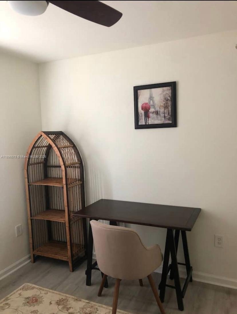 Condo 2BR 1BA - 4105 Residence DR, FORT MYERS, FL