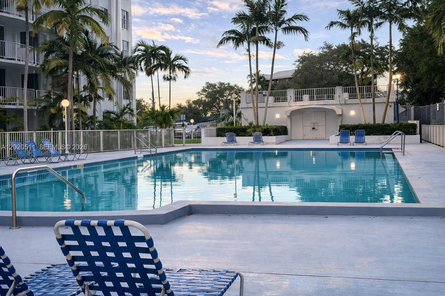 Condo 2BR 2BA - 496 NW 165th, Miami, FL