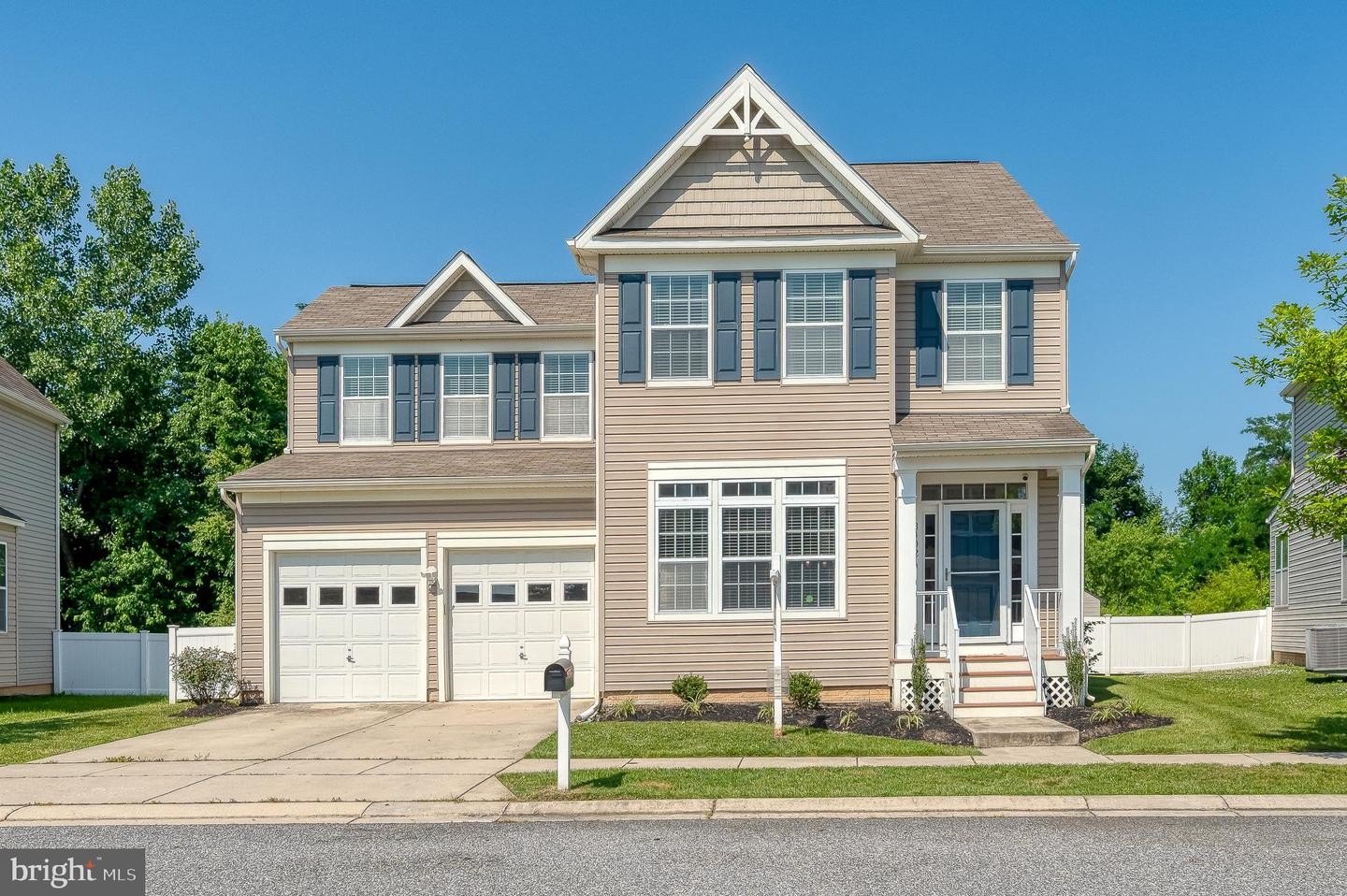 Single Family 4BR 5BA - 8402 STANSBURY LAKE DR, BALTIMORE, MD