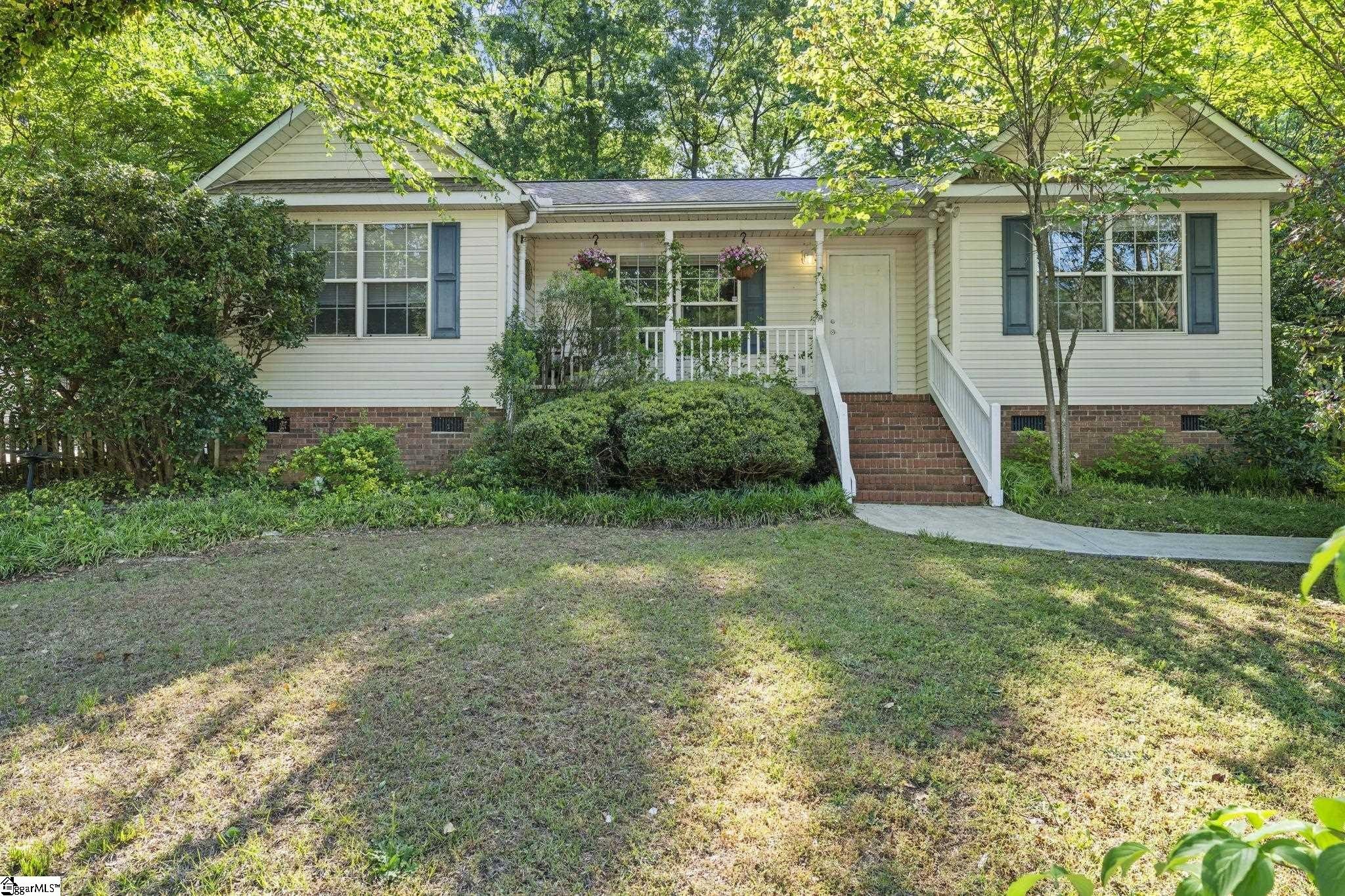 Single Family 3BR 2BA - 52 CHARTERHOUSE Avenue, Piedmont, SC