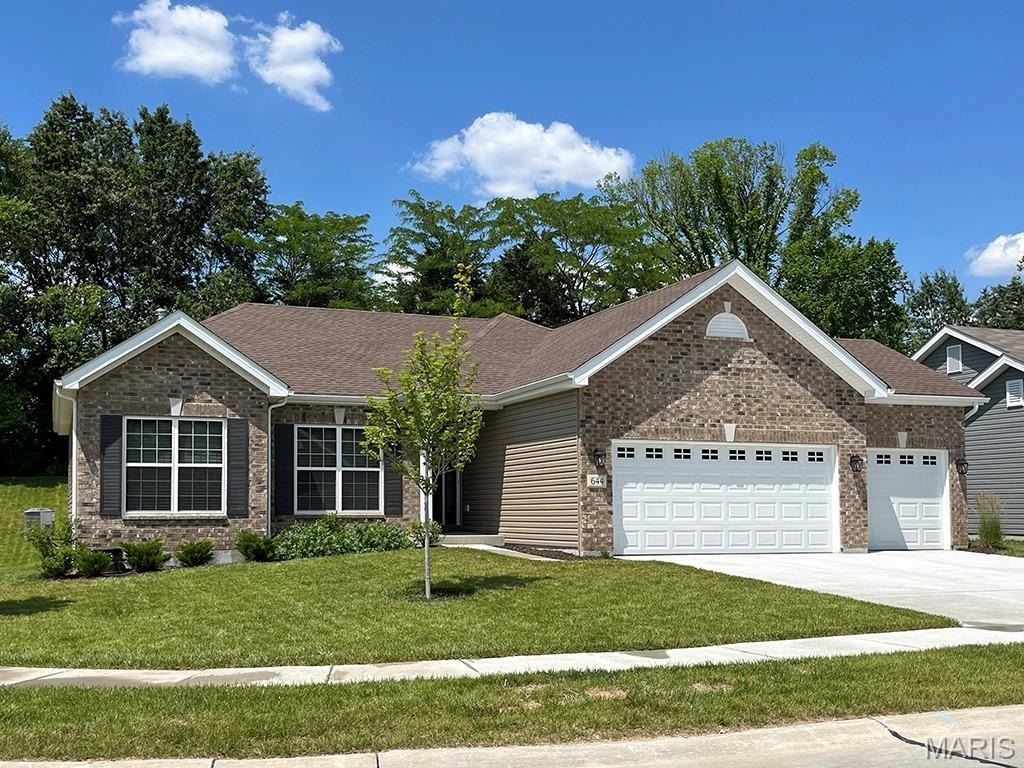 Single Family 3BR 2BA - 2 Hickory at Regal Pines Enclave, Ellisville, MO