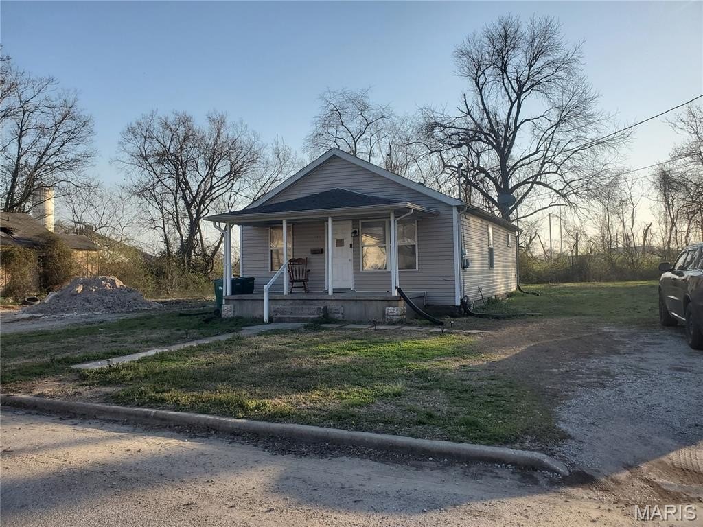 Single Family 3BR 1BA - 546 Mildred Avenue, Cahokia, IL