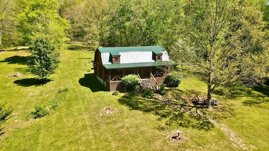 Single Family 3BR 2BA - 300 Stony Lane, SANDSTONE, WV