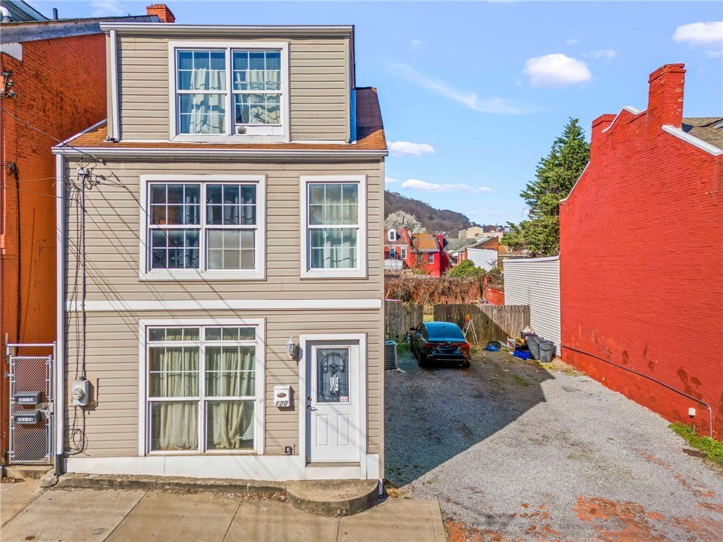 Single Family 4BR - 120 S 12th St, South Side, PA