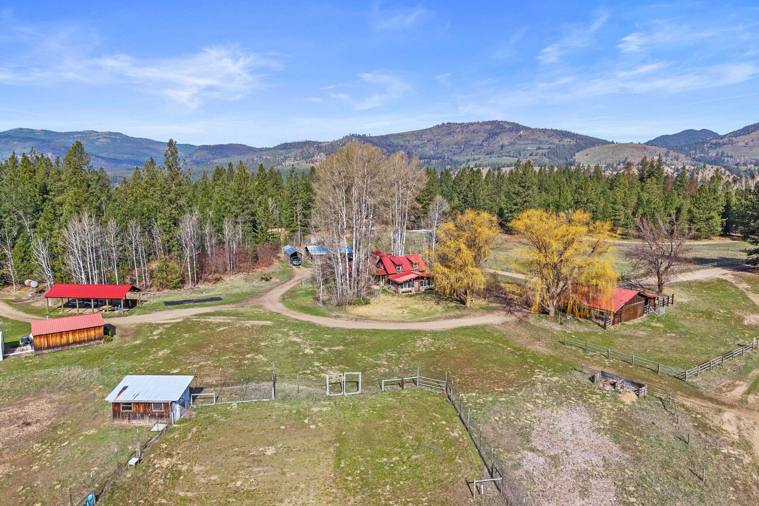 Single Family 3BR 2BA - 2643 CLUGSTON ONION CREEK RD, NORTHPORT, WA