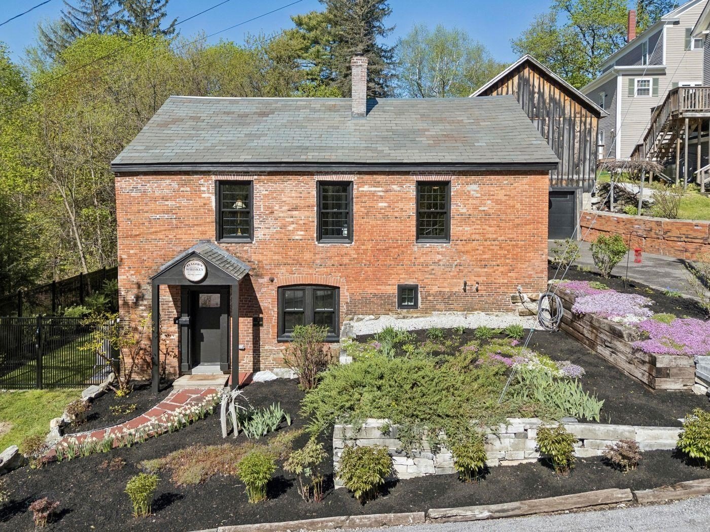 Single Family 3BR 2BA - 3 Briggs Lane, Brandon, VT