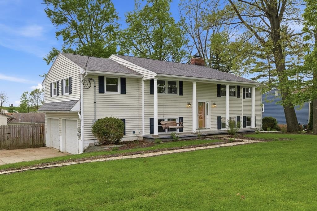 Single Family 4BR 2BA - 1471 Frederick Court, Mansfield, OH