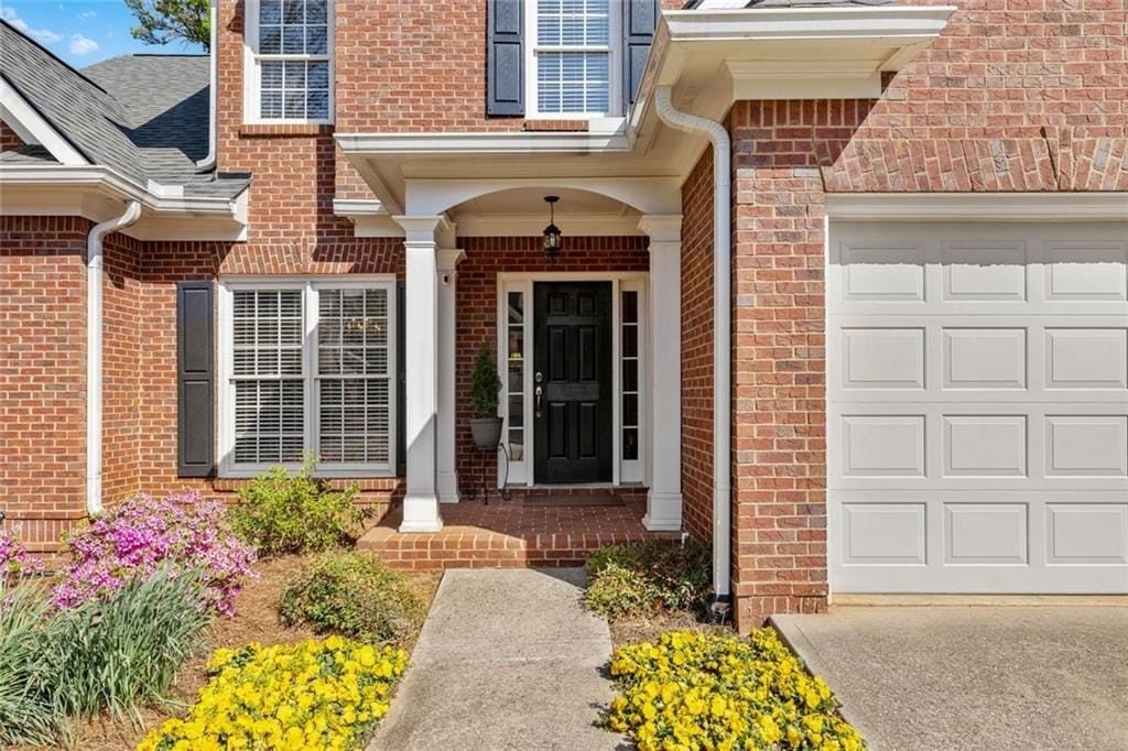Single Family 4BR 4BA - 763 Oak Shire Court, Gainesville, GA