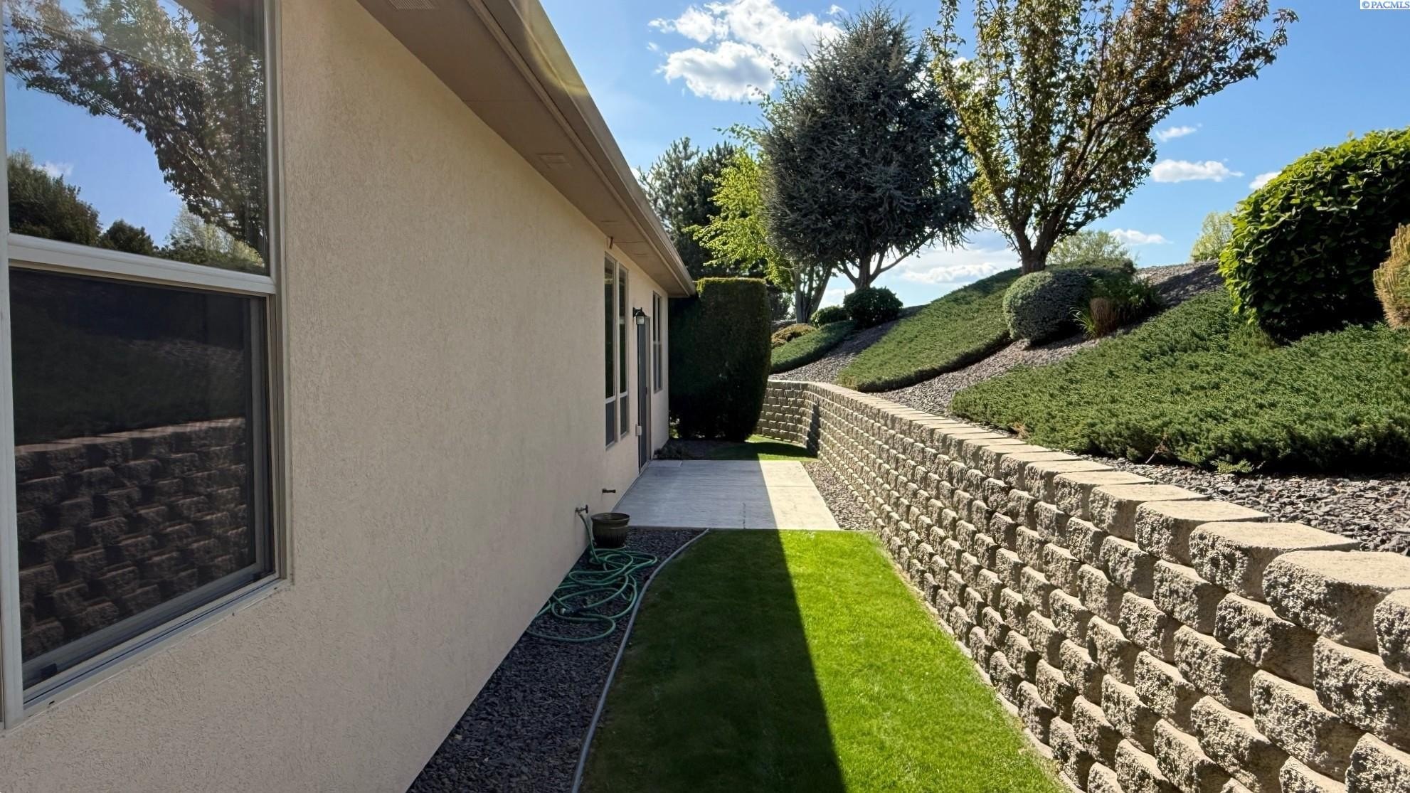 Condo 3BR 2BA - 3710 Canyon Lakes Dr K-102, Kennewick, WA