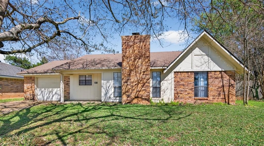 Single Family 3BR 2BA - 5521 E Meadow Drive, Bossier City, LA