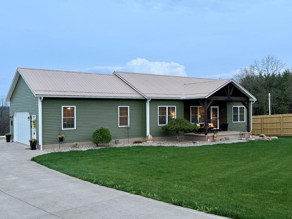 Single Family 2BR 3BA - 1172 County Road 2075, Ashland, OH