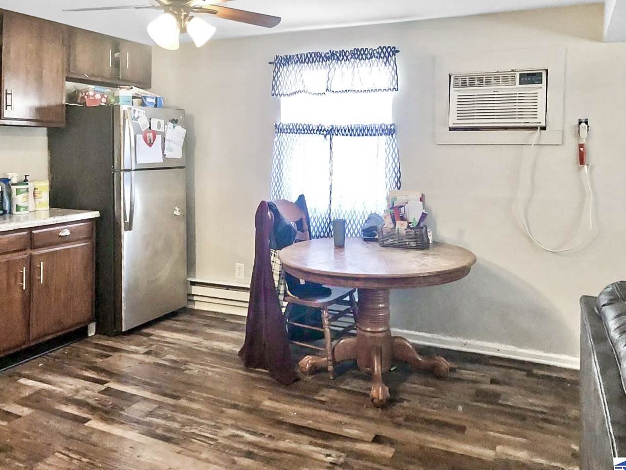 Duplex 5BR 2BA - 221 Jackson St, Sullivan, IN