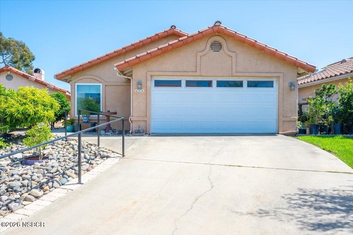 Single Family 2BR 2BA - 444 Calle Bonita, Santa Maria, CA