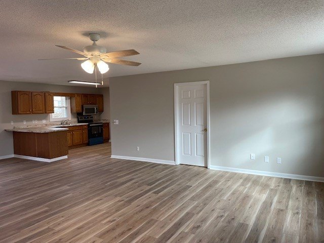 Single Family 3BR 2BA - 50 Krista Cove, Paris, TN