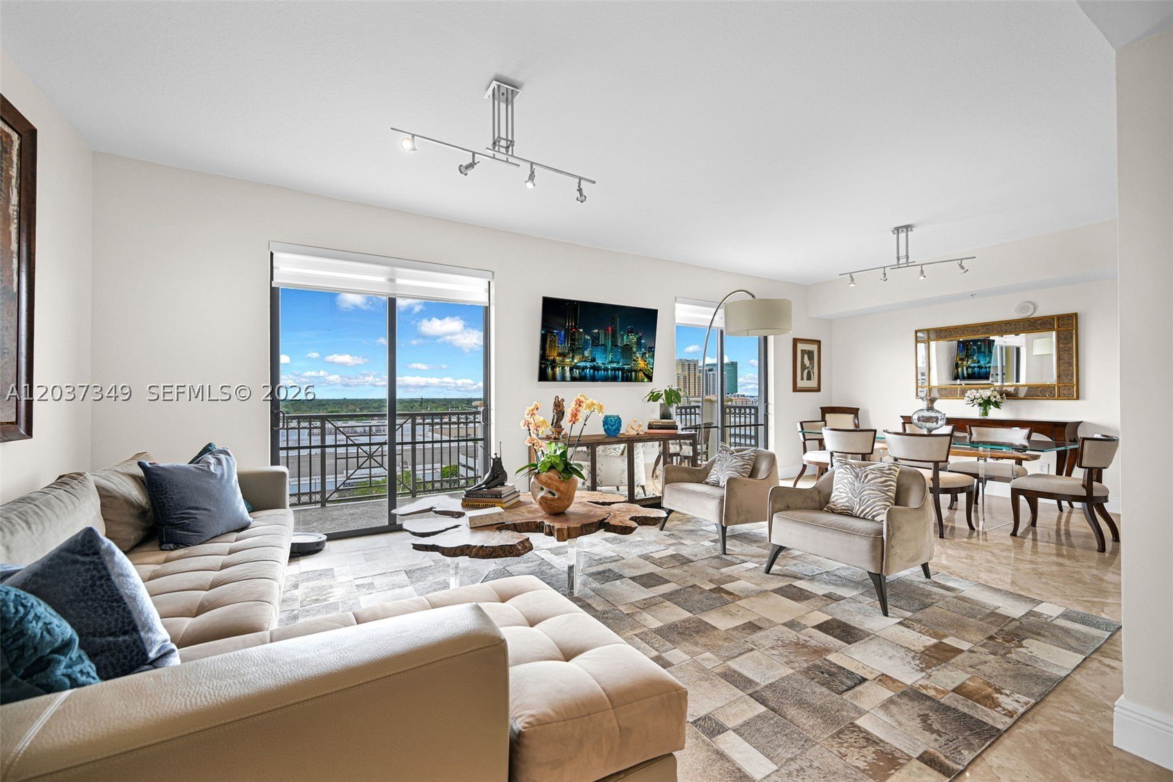 Condo 2BR 3BA - 8390 SW 72nd Ave, Miami, FL
