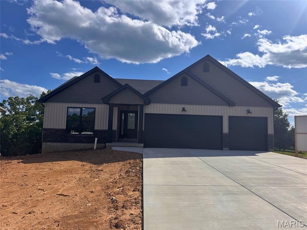 Single Family 3BR 2BA - 758 Blake Drive, Hillsboro, MO