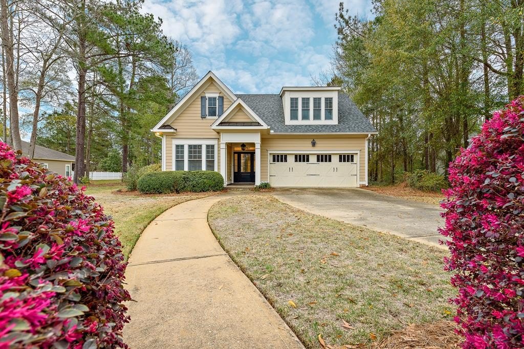 Single Family 4BR 4BA - 101 Hedgerose Lane, Dothan, AL
