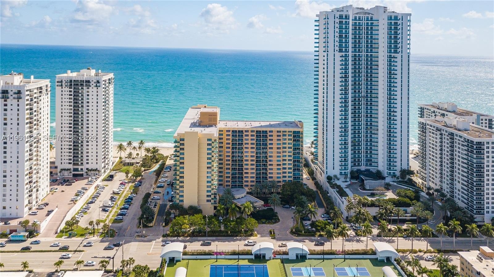 Condo 1BR 2BA - 2501 S Ocean Dr, Hollywood, FL