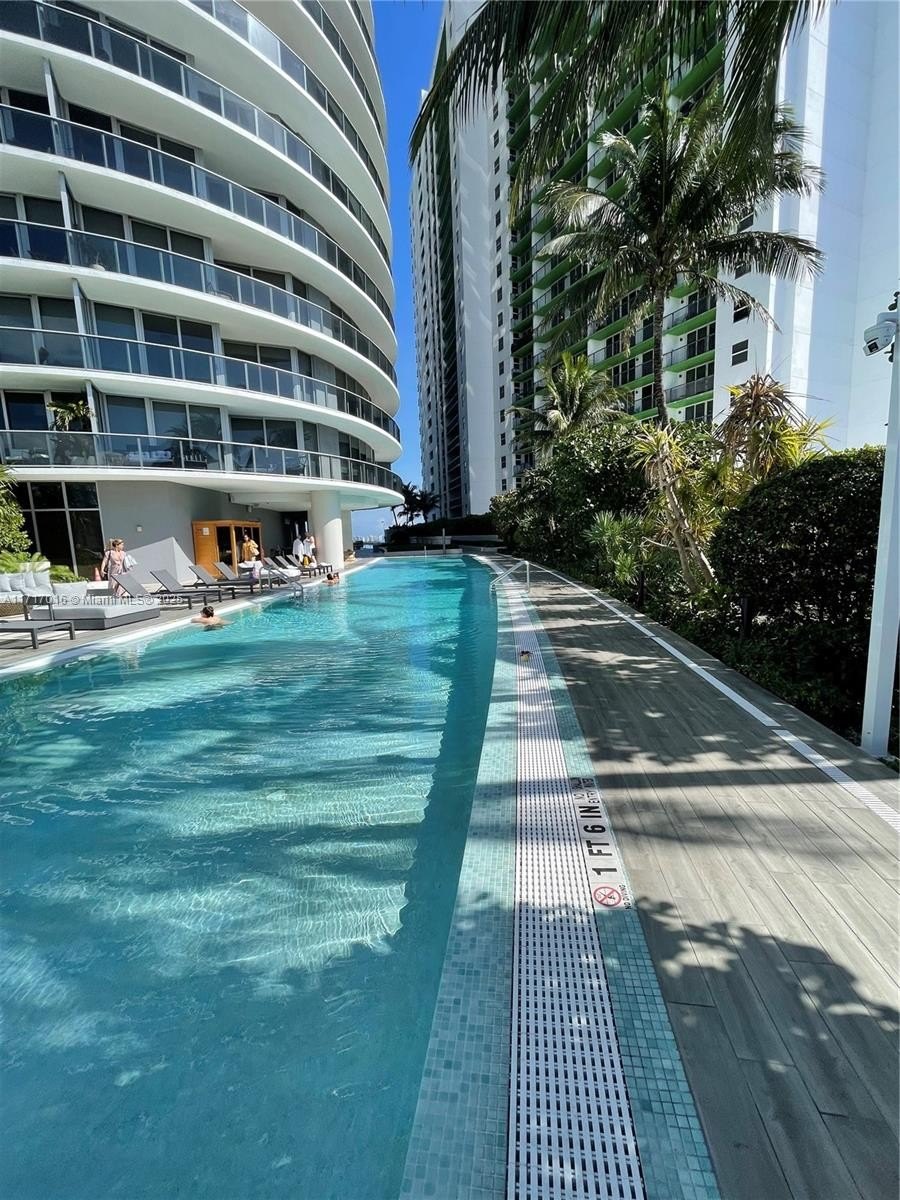 Condo 2BR 3BA - 488 NE 18th St, Miami, FL