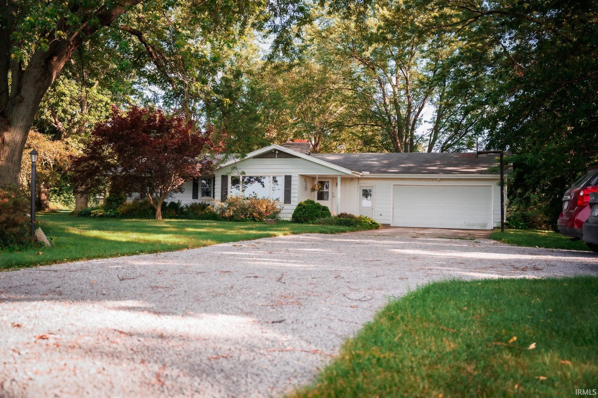 Single Family 3BR 3BA - 21230 County Road 40, Goshen, IN