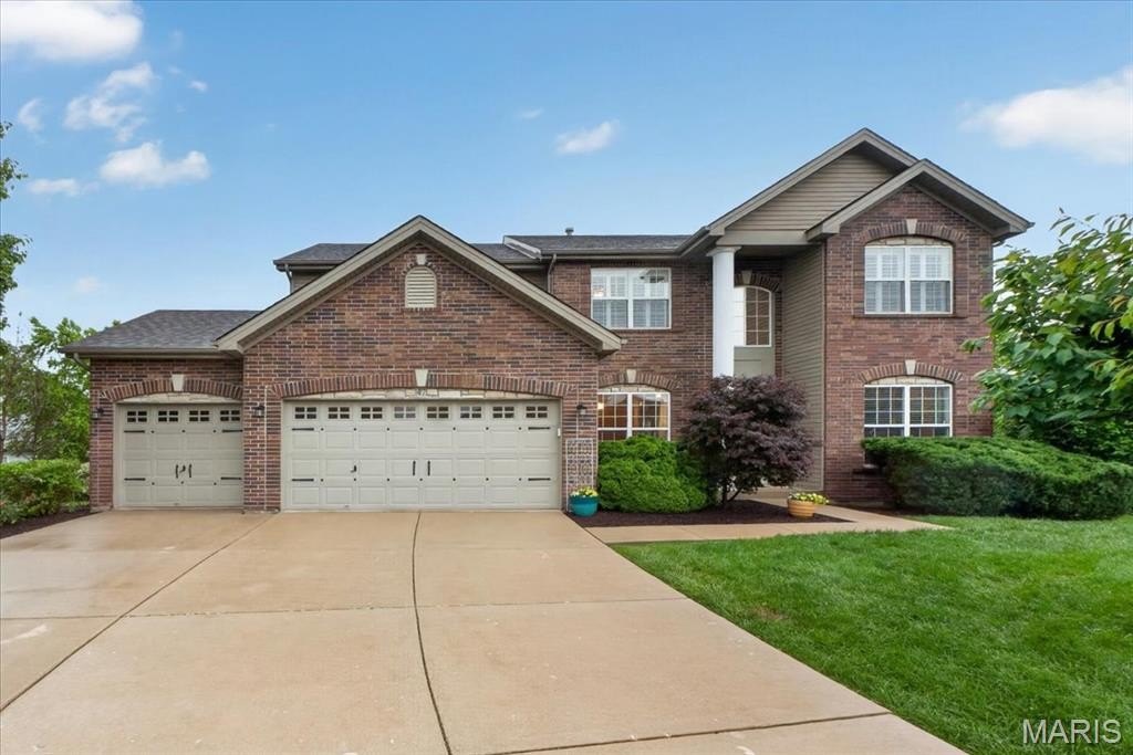 Single Family 4BR 3BA - 47 Quail Hollow Court, O'Fallon, MO