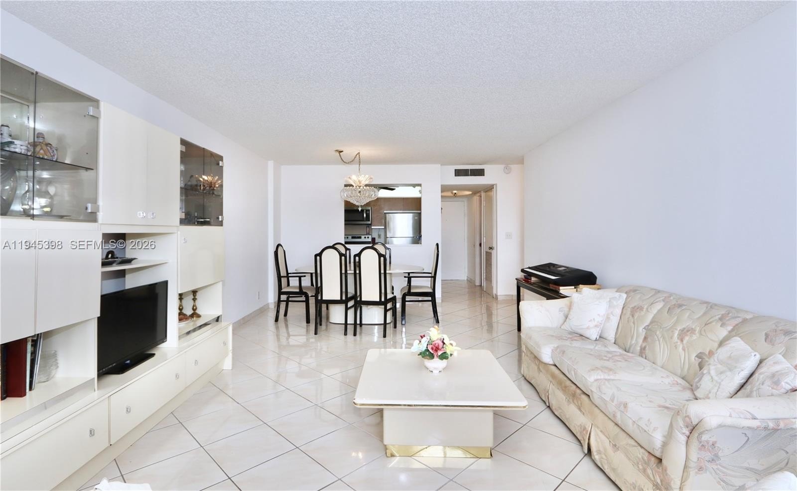 Condo 1BR 2BA - 2401 S Ocean Dr, Hollywood, FL