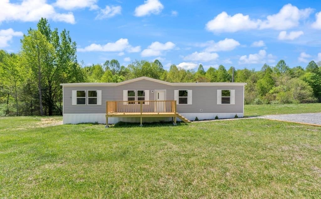 Single Family 4BR 2BA - 2152 Carcassonne Road, Blackey, KY