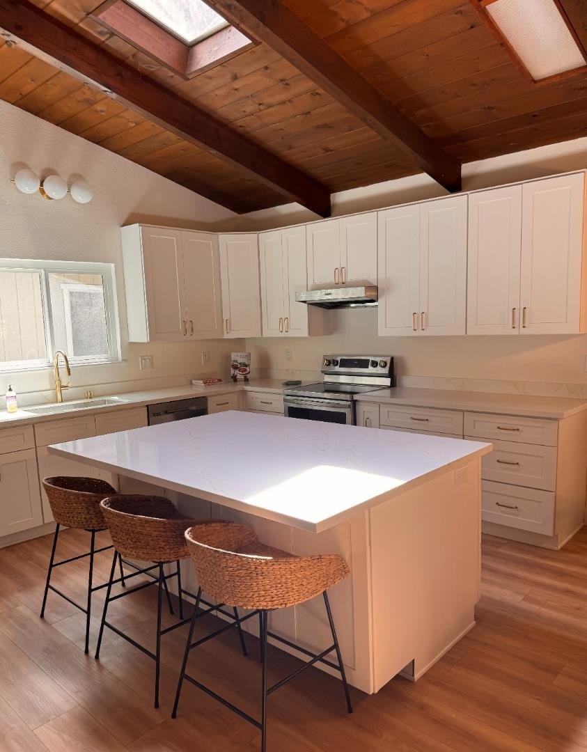 Single Family 3BR 3BA - 2515 Redwood DR, APTOS, CA