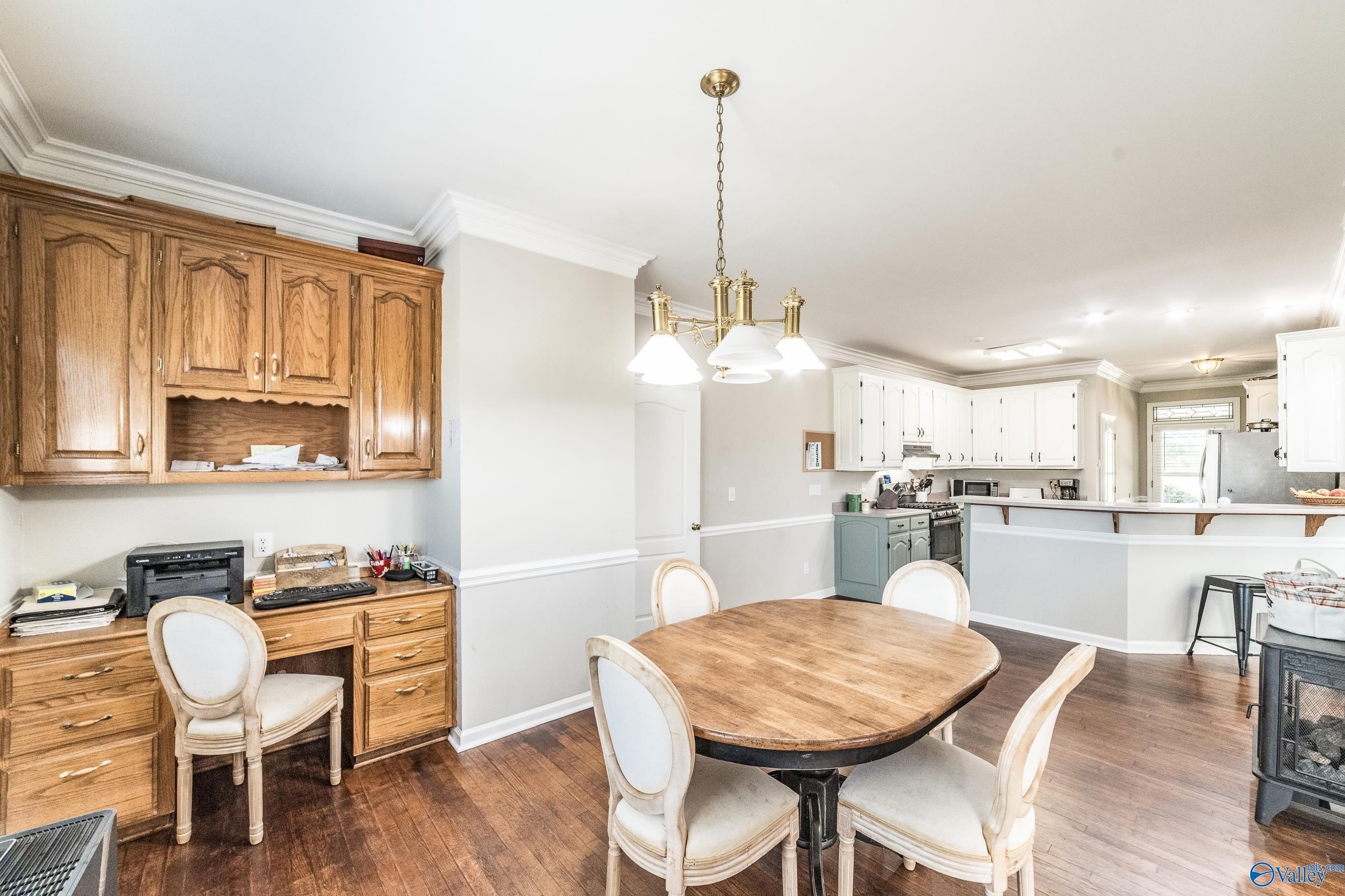 Single Family 5BR 4BA - 400 Plantation Pointe Road, Scottsboro, AL