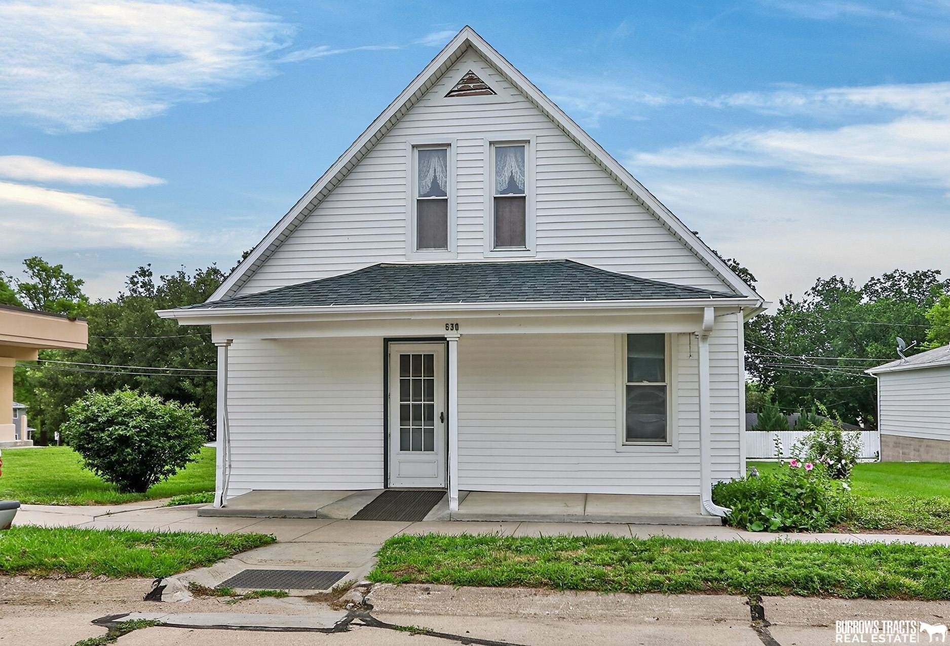 Single Family 3BR 1BA - 630 S 4 Street, Eagle, NE