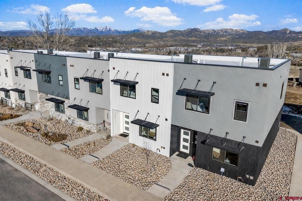 Single Family 2BR 2BA - 205 Treeline Street, Durango, CO