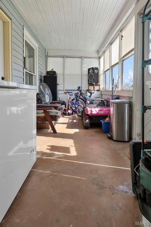 Single Family 2BR 1BA - 323 Wright Avenue, Chaffee, MO