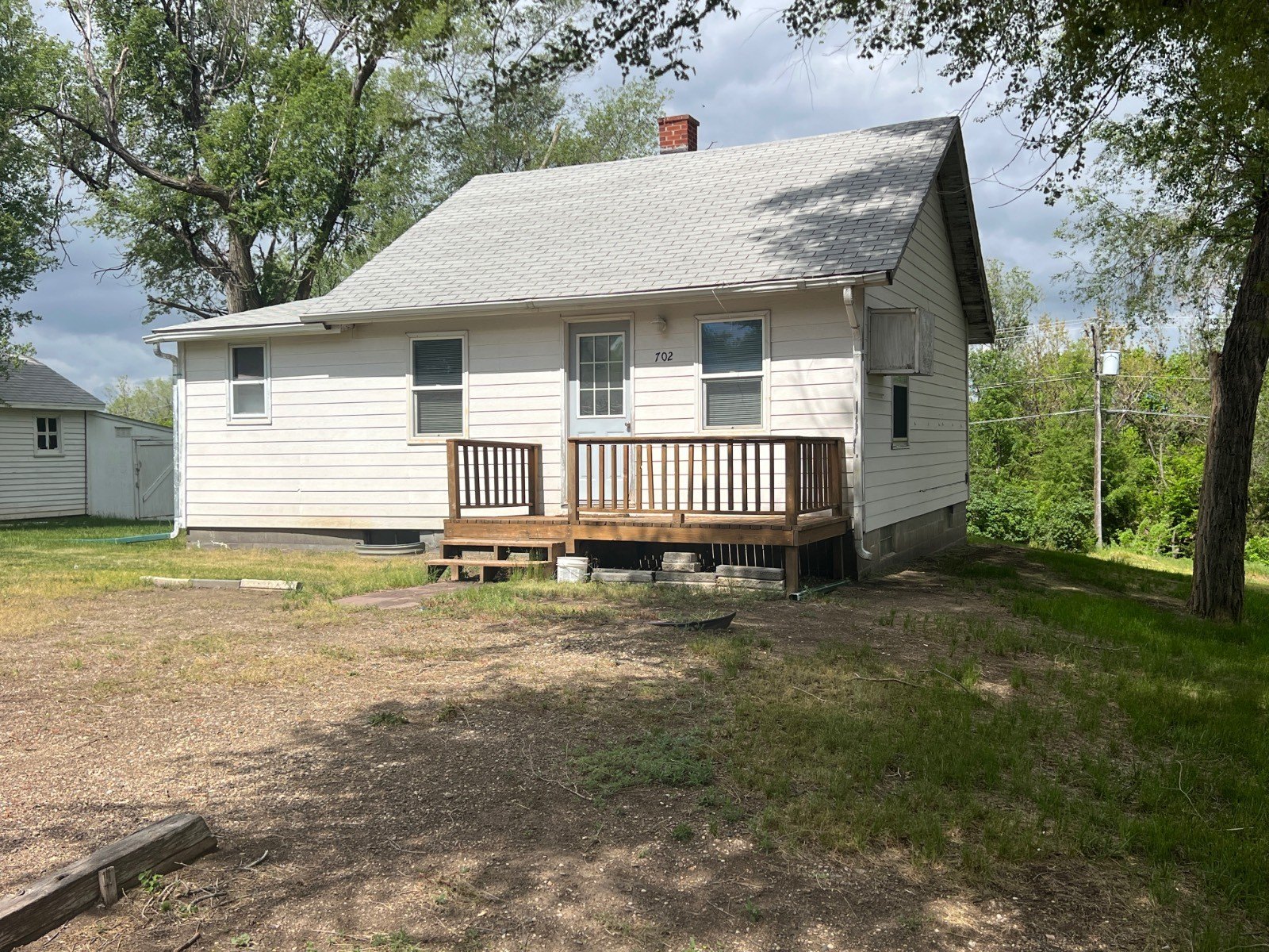 Single Family 2BR 2BA - 702 S Sanborn, Chamberlain, SD