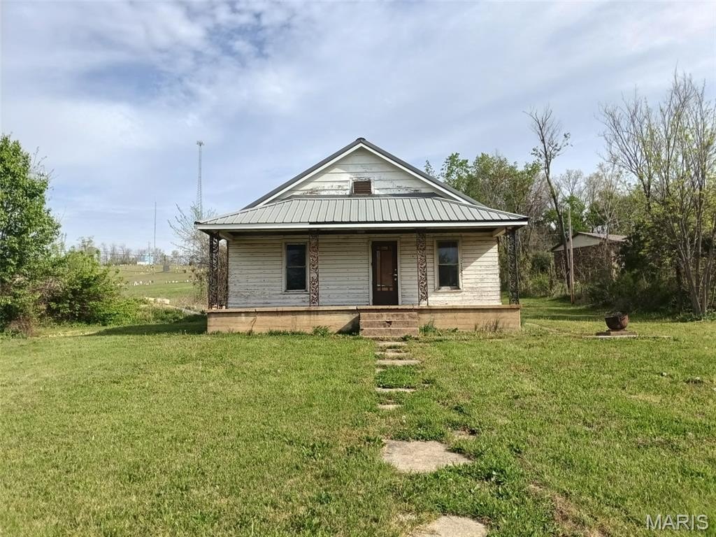 Single Family 2BR 1BA - 301 E 2nd Street, Annapolis, MO